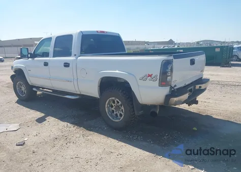 2005 GMC Sierra 2500Hd Slt from USA, damaged, VIN 1GTHK23205F887674